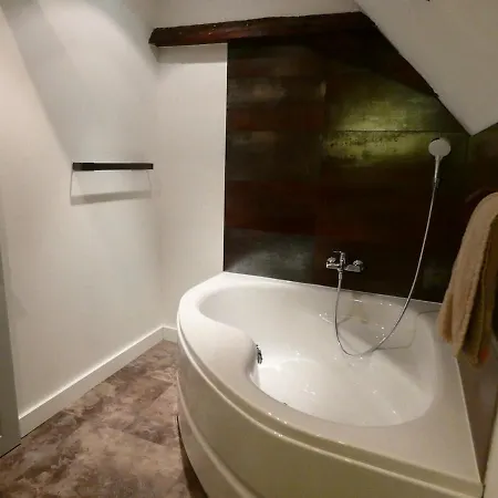 Du Ξενοδοχείο 2*