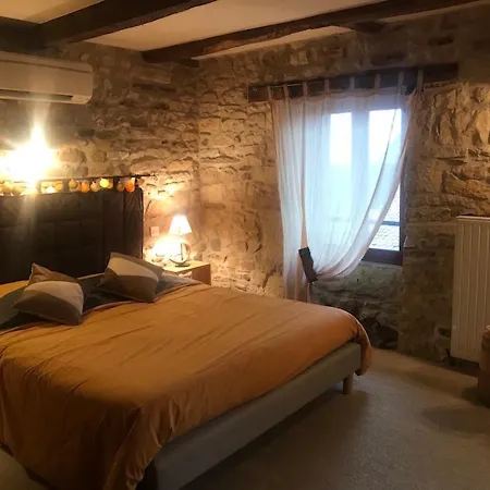 Du Hotel Mandailles (Aveyron)